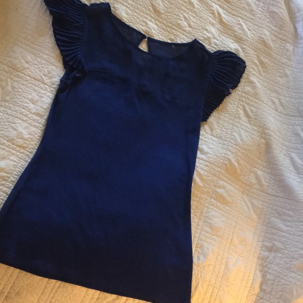 Blue cotton/mesh Express sleeveless shirt